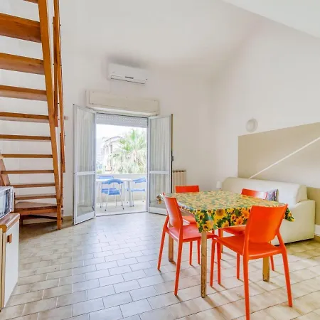 Apartment Refreshing In With Garden