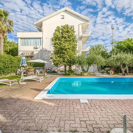 Apartment Refreshing In With Garden Loano