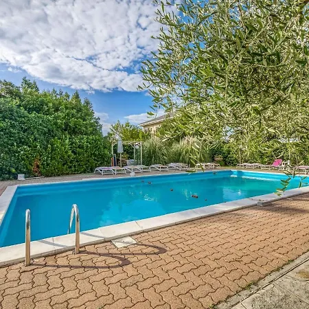 Apartment Refreshing In With Garden Loano